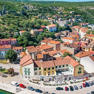 Kanjon Zrmanje Hotel